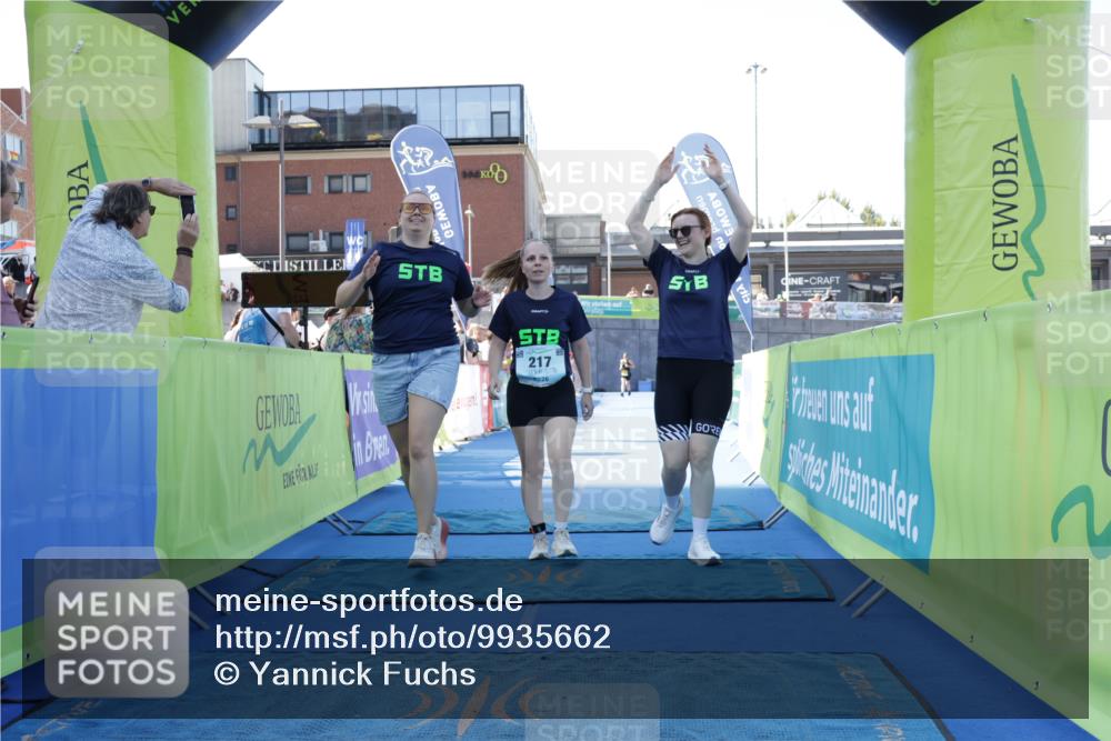 09.08.2026 - GEWOBA Citytriathlon Bremen Yannick Fuchs http://msf.ph/oto/9935662 09.08.2026 11:40:38 Ziel 217 meine-sportfotos.de