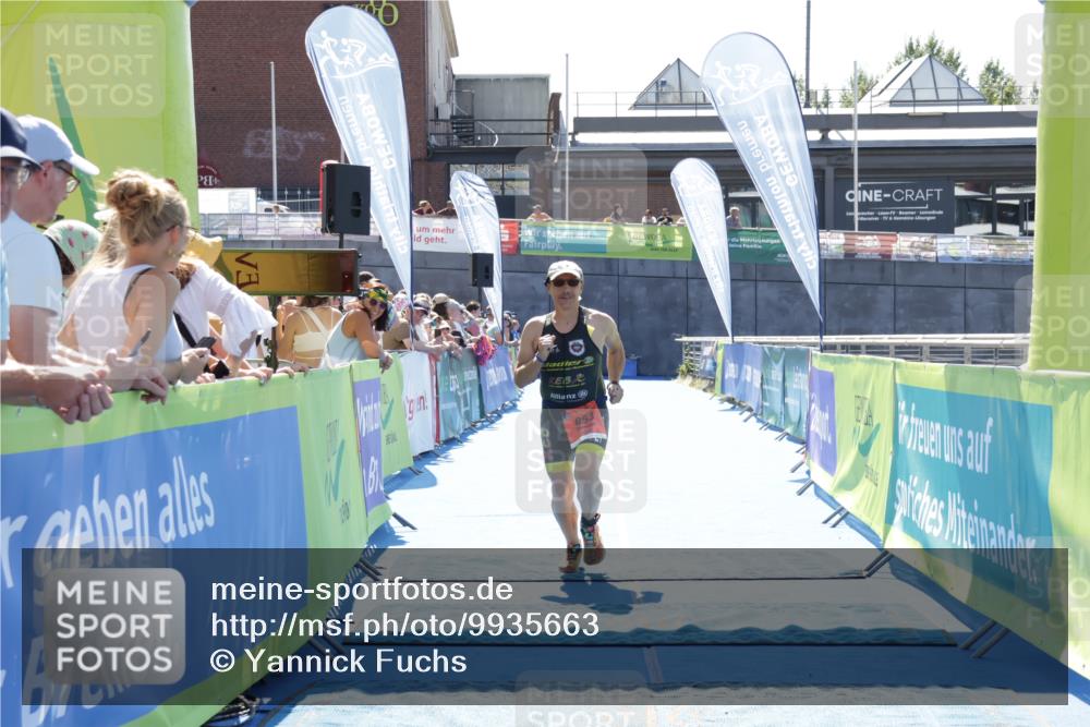 09.08.2026 - GEWOBA Citytriathlon Bremen Yannick Fuchs http://msf.ph/oto/9935663 09.08.2026 14:52:45 Ziel 853 meine-sportfotos.de