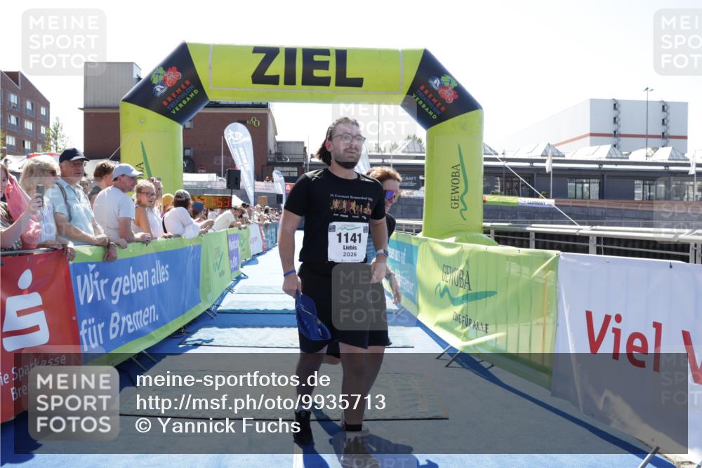 09.08.2026 - GEWOBA Citytriathlon Bremen Yannick Fuchs http://msf.ph/oto/9935713 09.08.2026 14:54:16 Ziel 1141 meine-sportfotos.de