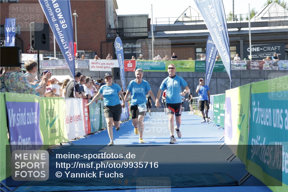 09.08.2026 - GEWOBA Citytriathlon Bremen Yannick Fuchs http://msf.ph/oto/9935716 09.08.2026 11:40:56 Ziel 31, 477 meine-sportfotos.de