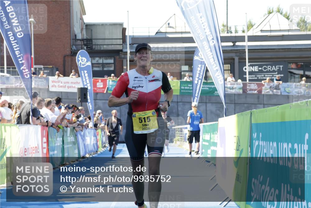 09.08.2026 - GEWOBA Citytriathlon Bremen Yannick Fuchs http://msf.ph/oto/9935752 09.08.2026 11:41:03 Ziel 31, 45, 515 meine-sportfotos.de