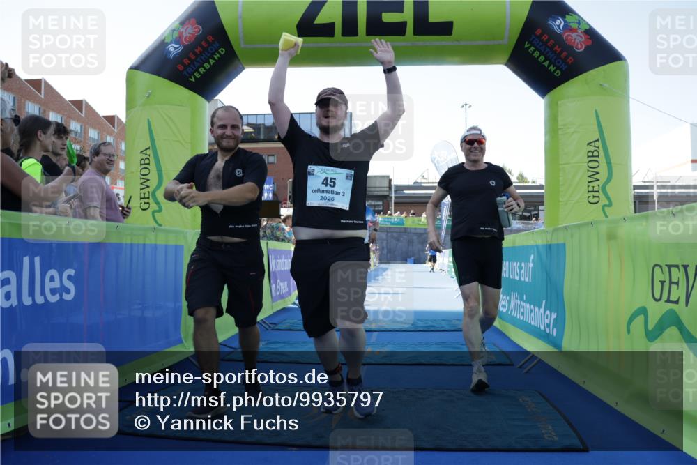 09.08.2026 - GEWOBA Citytriathlon Bremen Yannick Fuchs http://msf.ph/oto/9935797 09.08.2026 11:41:10 Ziel 45, 394 meine-sportfotos.de