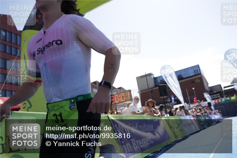 09.08.2026 - GEWOBA Citytriathlon Bremen Yannick Fuchs http://msf.ph/oto/9935816 09.08.2026 14:56:24 Ziel 31 meine-sportfotos.de