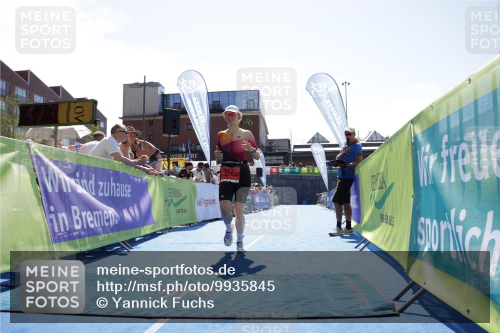 09.08.2026 - GEWOBA Citytriathlon Bremen Yannick Fuchs http://msf.ph/oto/9935845 09.08.2026 14:56:50 Ziel 947 meine-sportfotos.de