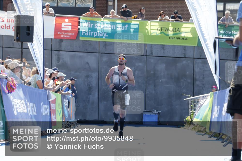 09.08.2026 - GEWOBA Citytriathlon Bremen Yannick Fuchs http://msf.ph/oto/9935848 09.08.2026 14:57:35 Ziel  meine-sportfotos.de