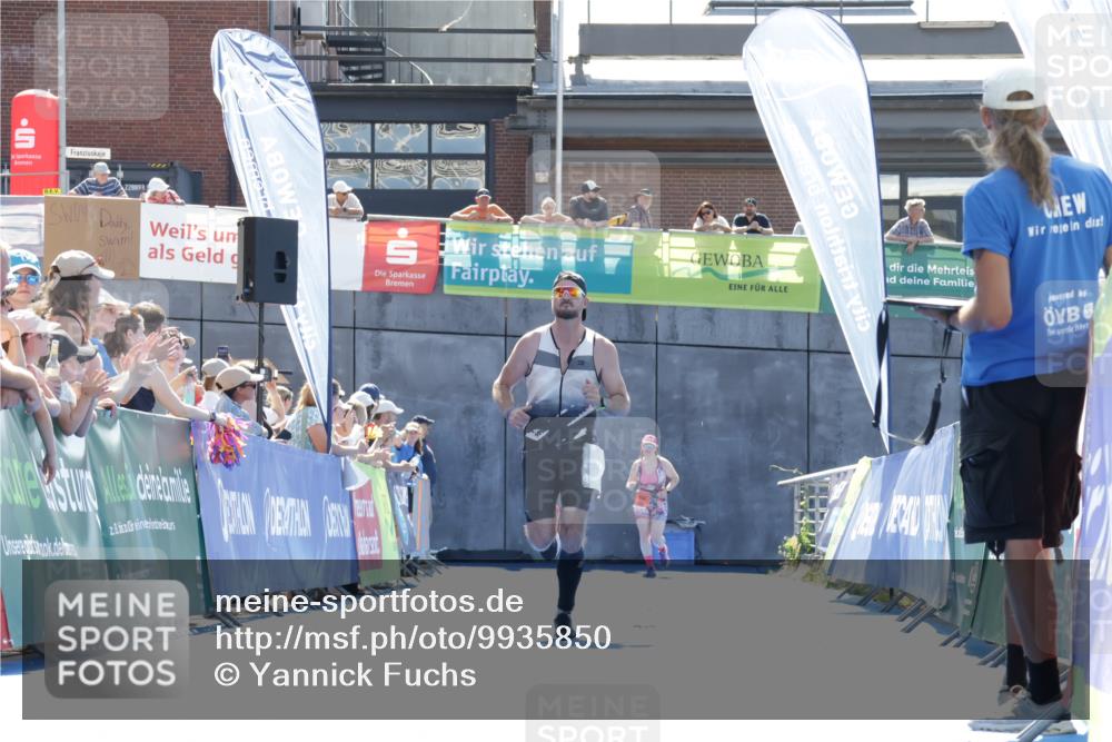 09.08.2026 - GEWOBA Citytriathlon Bremen Yannick Fuchs http://msf.ph/oto/9935850 09.08.2026 14:57:37 Ziel  meine-sportfotos.de