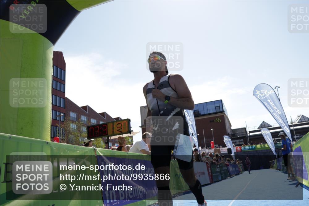 09.08.2026 - GEWOBA Citytriathlon Bremen Yannick Fuchs http://msf.ph/oto/9935866 09.08.2026 14:57:43 Ziel 1006, 1006 meine-sportfotos.de