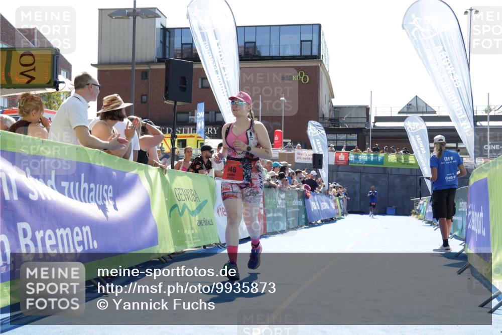 09.08.2026 - GEWOBA Citytriathlon Bremen Yannick Fuchs http://msf.ph/oto/9935873 09.08.2026 14:57:50 Ziel 946 meine-sportfotos.de