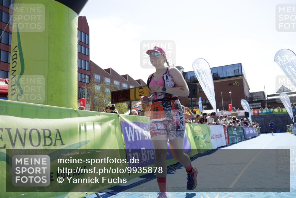 09.08.2026 - GEWOBA Citytriathlon Bremen Yannick Fuchs http://msf.ph/oto/9935878 09.08.2026 14:57:52 Ziel 946 meine-sportfotos.de