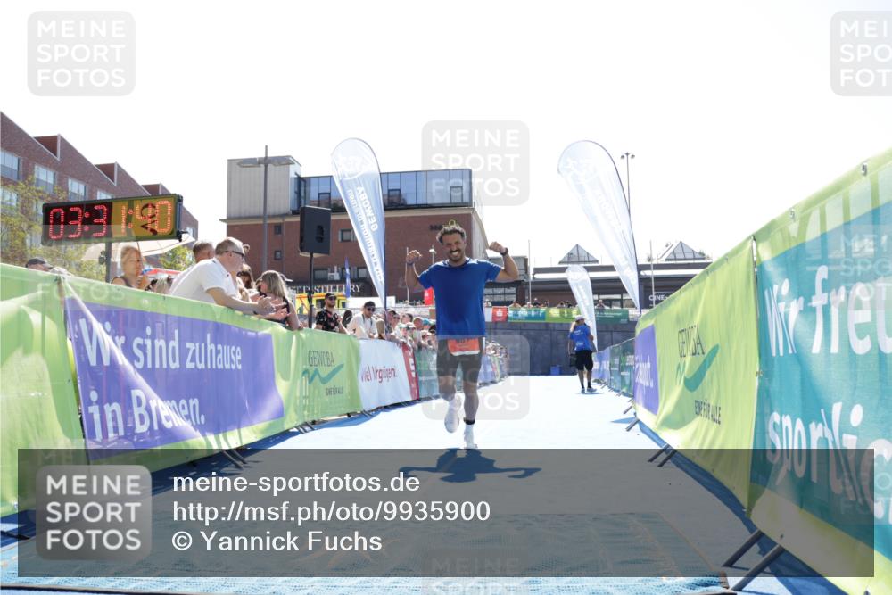 09.08.2026 - GEWOBA Citytriathlon Bremen Yannick Fuchs http://msf.ph/oto/9935900 09.08.2026 14:58:03 Ziel 681 meine-sportfotos.de