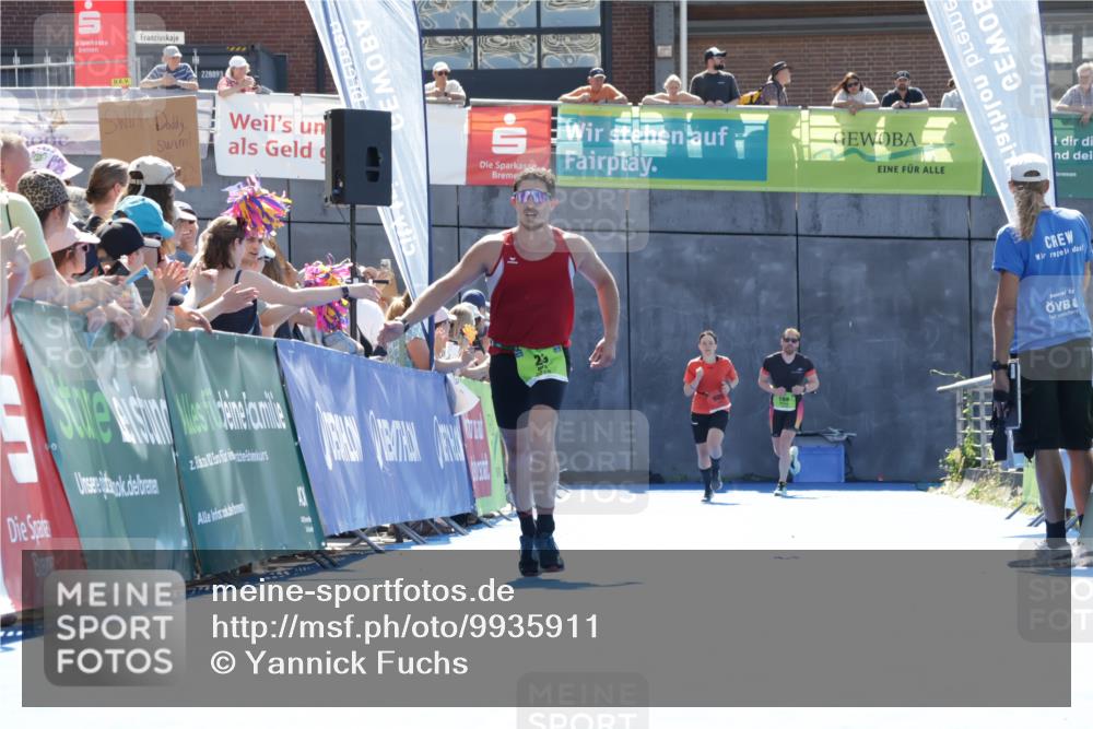 09.08.2026 - GEWOBA Citytriathlon Bremen Yannick Fuchs http://msf.ph/oto/9935911 09.08.2026 14:58:36 Ziel 23 meine-sportfotos.de