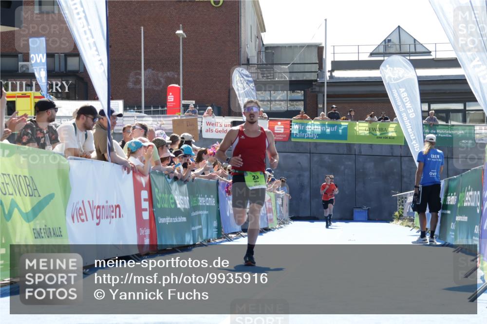 09.08.2026 - GEWOBA Citytriathlon Bremen Yannick Fuchs http://msf.ph/oto/9935916 09.08.2026 14:58:37 Ziel 23 meine-sportfotos.de