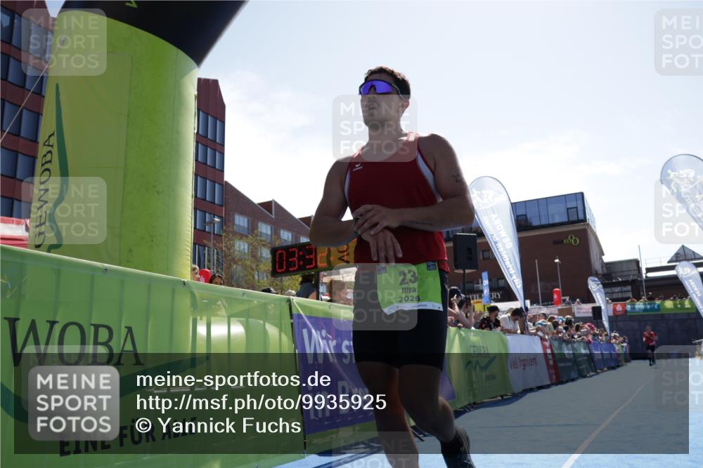 09.08.2026 - GEWOBA Citytriathlon Bremen Yannick Fuchs http://msf.ph/oto/9935925 09.08.2026 14:58:40 Ziel 23, 905 meine-sportfotos.de
