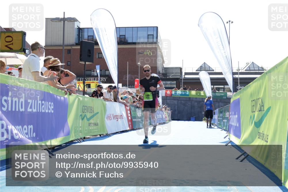 09.08.2026 - GEWOBA Citytriathlon Bremen Yannick Fuchs http://msf.ph/oto/9935940 09.08.2026 14:58:46 Ziel 188, 905 meine-sportfotos.de