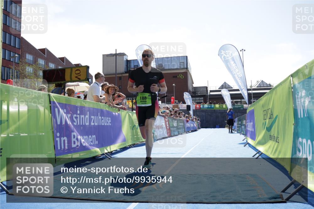09.08.2026 - GEWOBA Citytriathlon Bremen Yannick Fuchs http://msf.ph/oto/9935944 09.08.2026 14:58:48 Ziel 188, 905 meine-sportfotos.de