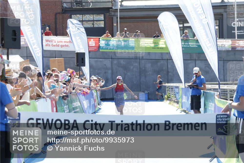 09.08.2026 - GEWOBA Citytriathlon Bremen Yannick Fuchs http://msf.ph/oto/9935973 09.08.2026 14:59:39 Ziel 331 meine-sportfotos.de