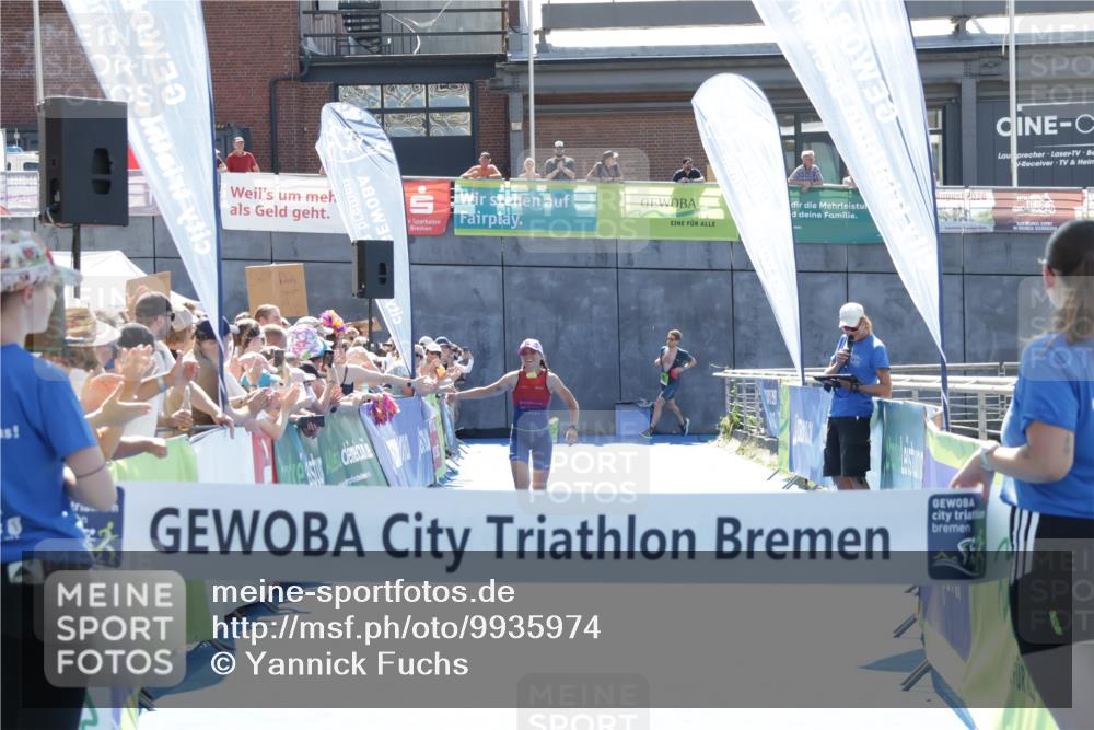 09.08.2026 - GEWOBA Citytriathlon Bremen Yannick Fuchs http://msf.ph/oto/9935974 09.08.2026 14:59:39 Ziel 331 meine-sportfotos.de