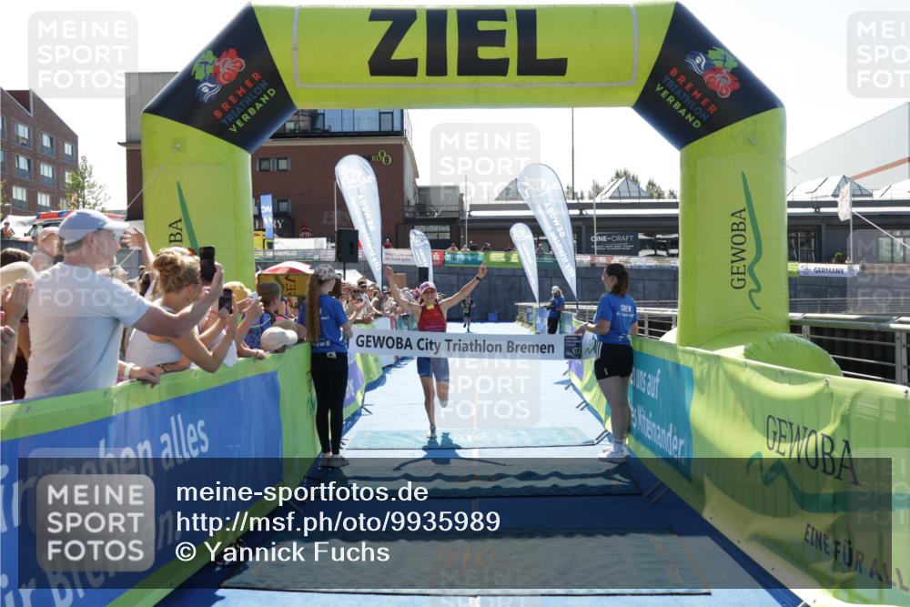 09.08.2026 - GEWOBA Citytriathlon Bremen Yannick Fuchs http://msf.ph/oto/9935989 09.08.2026 14:59:42 Ziel 331 meine-sportfotos.de