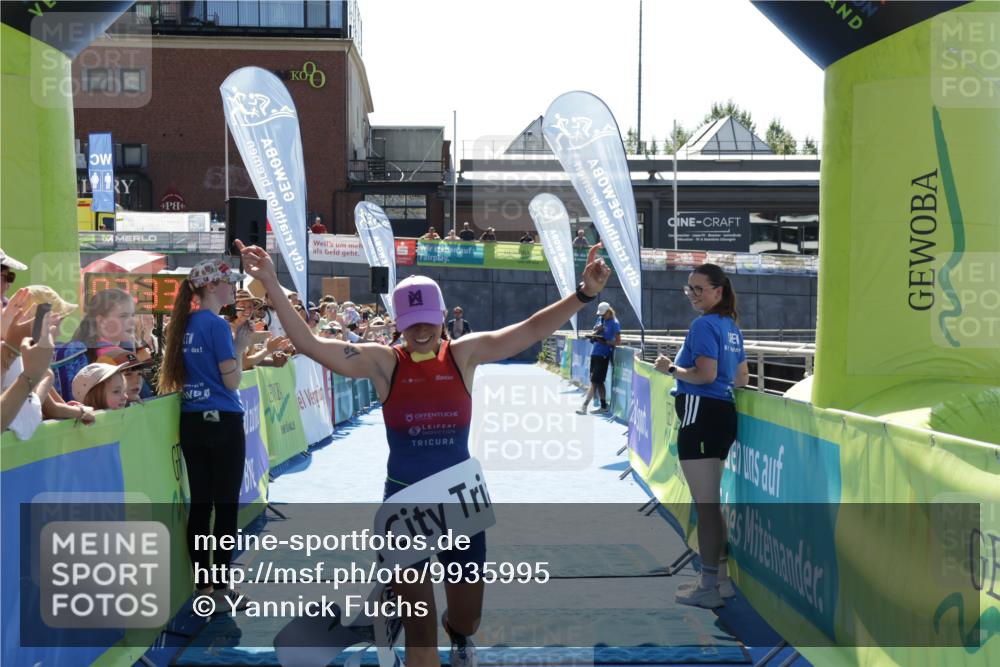 09.08.2026 - GEWOBA Citytriathlon Bremen Yannick Fuchs http://msf.ph/oto/9935995 09.08.2026 14:59:44 Ziel 331 meine-sportfotos.de