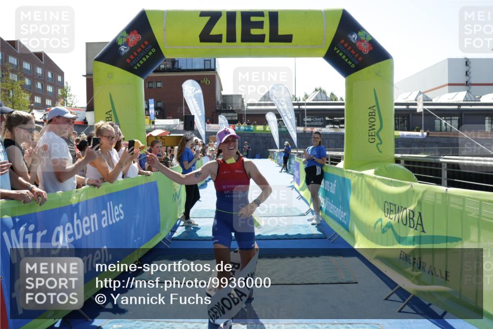 09.08.2026 - GEWOBA Citytriathlon Bremen Yannick Fuchs http://msf.ph/oto/9936000 09.08.2026 14:59:45 Ziel 160, 331 meine-sportfotos.de