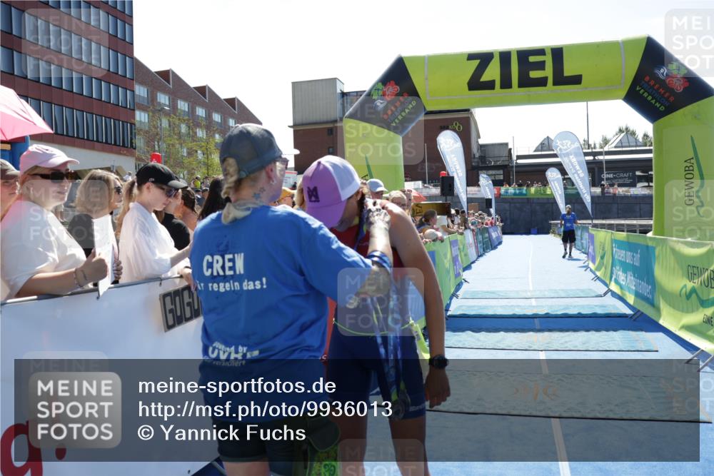 09.08.2026 - GEWOBA Citytriathlon Bremen Yannick Fuchs http://msf.ph/oto/9936013 09.08.2026 15:00:05 Ziel  meine-sportfotos.de