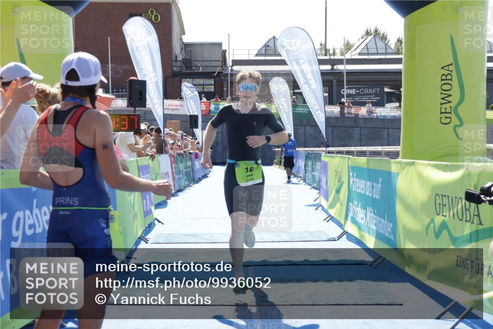 09.08.2026 - GEWOBA Citytriathlon Bremen Yannick Fuchs http://msf.ph/oto/9936052 09.08.2026 15:01:00 Ziel 16 meine-sportfotos.de