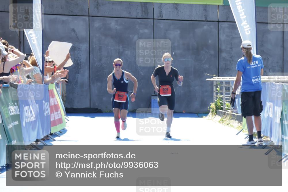 09.08.2026 - GEWOBA Citytriathlon Bremen Yannick Fuchs http://msf.ph/oto/9936063 09.08.2026 15:01:06 Ziel 909, 948 meine-sportfotos.de