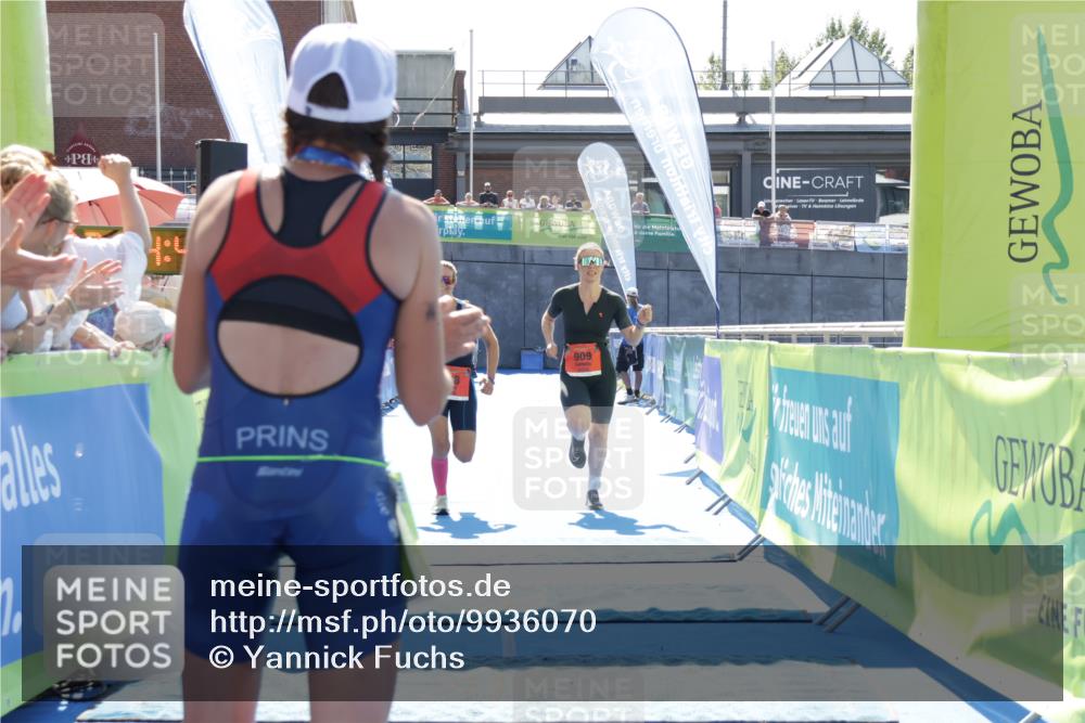 09.08.2026 - GEWOBA Citytriathlon Bremen Yannick Fuchs http://msf.ph/oto/9936070 09.08.2026 15:01:10 Ziel 909, 948 meine-sportfotos.de