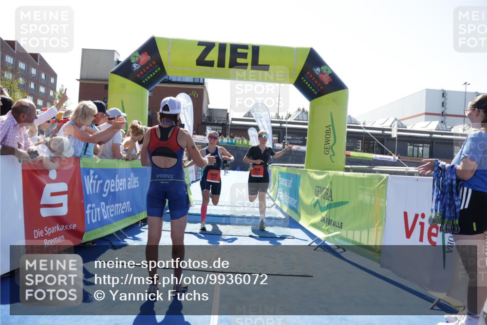 09.08.2026 - GEWOBA Citytriathlon Bremen Yannick Fuchs http://msf.ph/oto/9936072 09.08.2026 15:01:11 Ziel 909, 948 meine-sportfotos.de