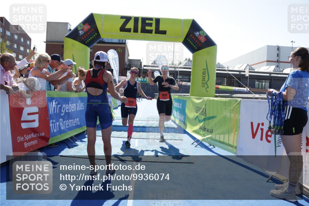 09.08.2026 - GEWOBA Citytriathlon Bremen Yannick Fuchs http://msf.ph/oto/9936074 09.08.2026 15:01:12 Ziel 120, 909, 948 meine-sportfotos.de