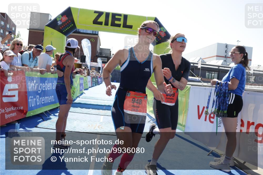 09.08.2026 - GEWOBA Citytriathlon Bremen Yannick Fuchs http://msf.ph/oto/9936080 09.08.2026 15:01:13 Ziel 120, 909, 948 meine-sportfotos.de