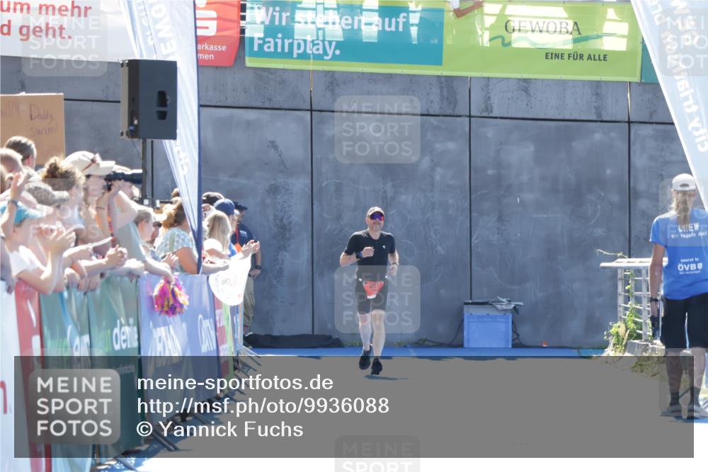 09.08.2026 - GEWOBA Citytriathlon Bremen Yannick Fuchs http://msf.ph/oto/9936088 09.08.2026 15:01:37 Ziel  meine-sportfotos.de
