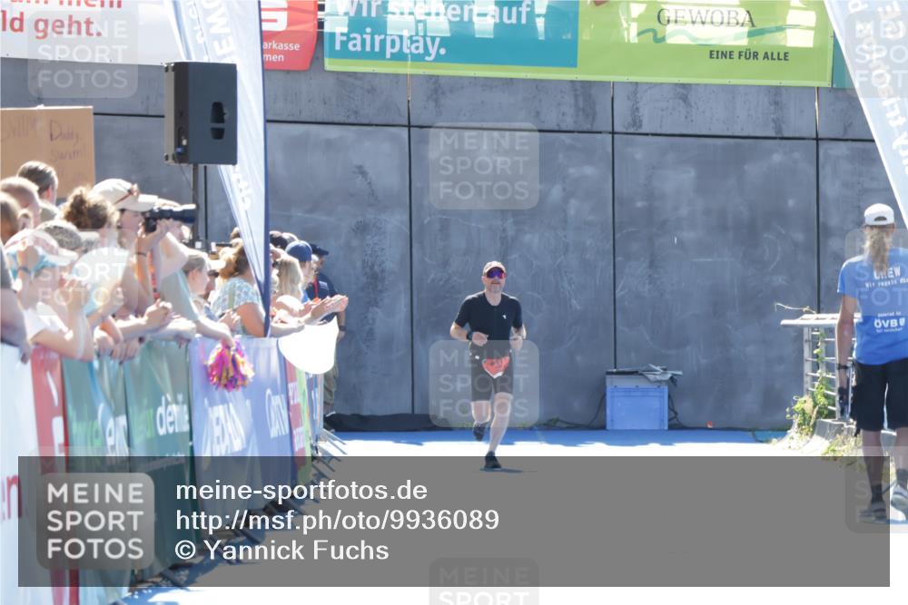 09.08.2026 - GEWOBA Citytriathlon Bremen Yannick Fuchs http://msf.ph/oto/9936089 09.08.2026 15:01:37 Ziel  meine-sportfotos.de
