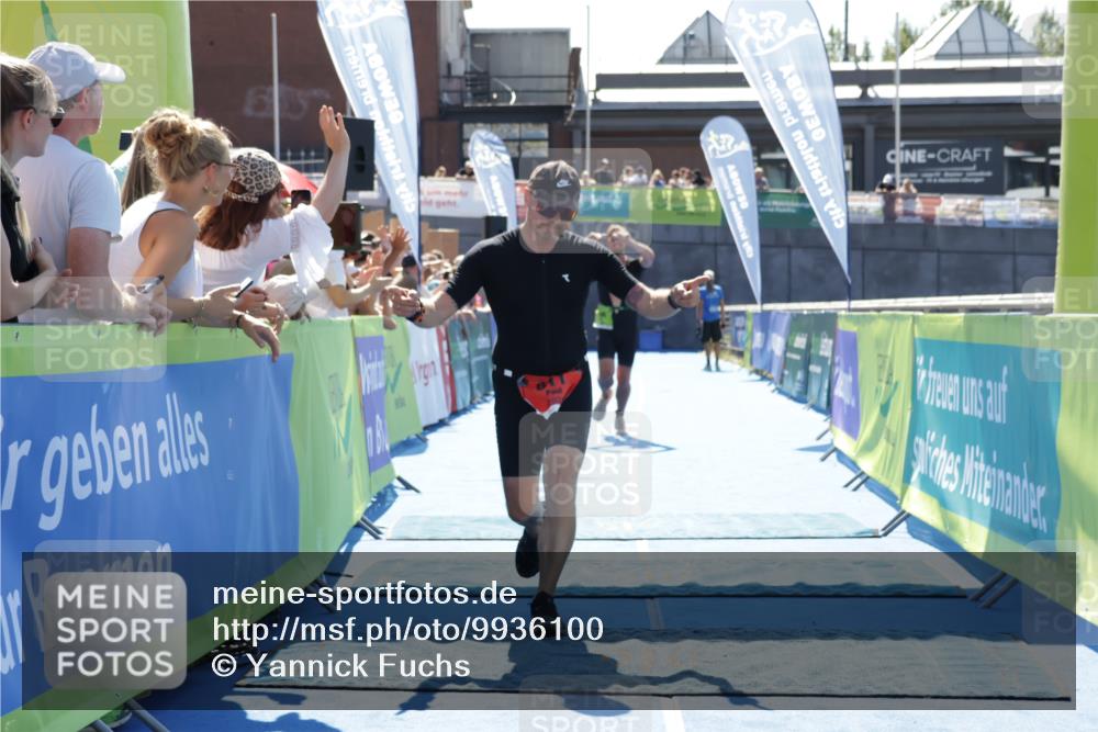 09.08.2026 - GEWOBA Citytriathlon Bremen Yannick Fuchs http://msf.ph/oto/9936100 09.08.2026 15:01:53 Ziel 185 meine-sportfotos.de