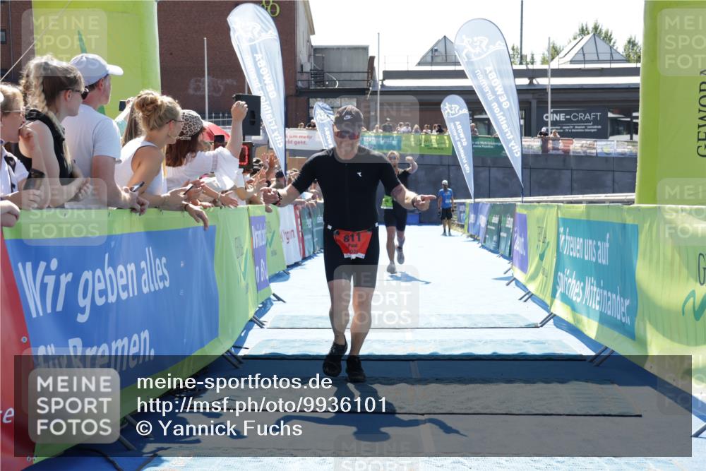 09.08.2026 - GEWOBA Citytriathlon Bremen Yannick Fuchs http://msf.ph/oto/9936101 09.08.2026 15:01:53 Ziel 185 meine-sportfotos.de