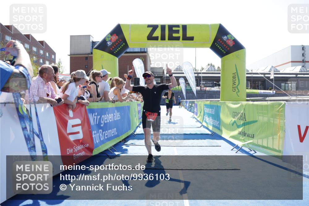 09.08.2026 - GEWOBA Citytriathlon Bremen Yannick Fuchs http://msf.ph/oto/9936103 09.08.2026 15:01:54 Ziel 185 meine-sportfotos.de
