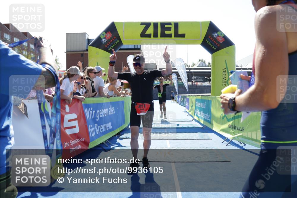 09.08.2026 - GEWOBA Citytriathlon Bremen Yannick Fuchs http://msf.ph/oto/9936105 09.08.2026 15:01:55 Ziel 185 meine-sportfotos.de