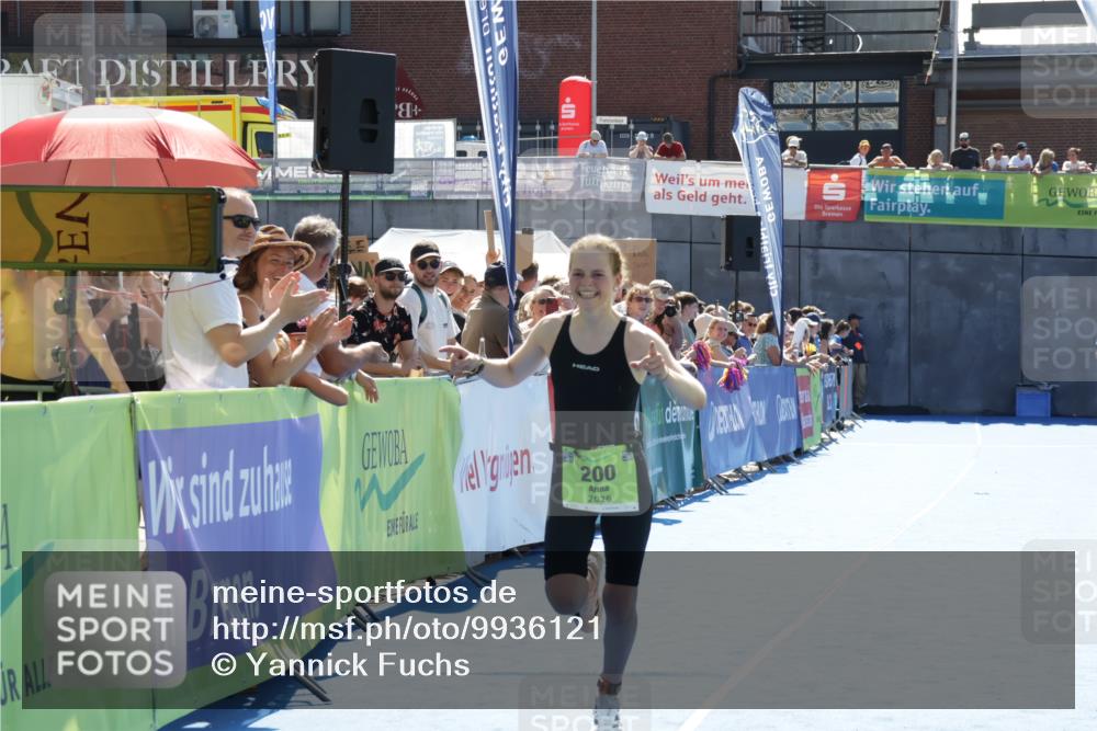 09.08.2026 - GEWOBA Citytriathlon Bremen Yannick Fuchs http://msf.ph/oto/9936121 09.08.2026 15:02:12 Ziel 200, 999 meine-sportfotos.de
