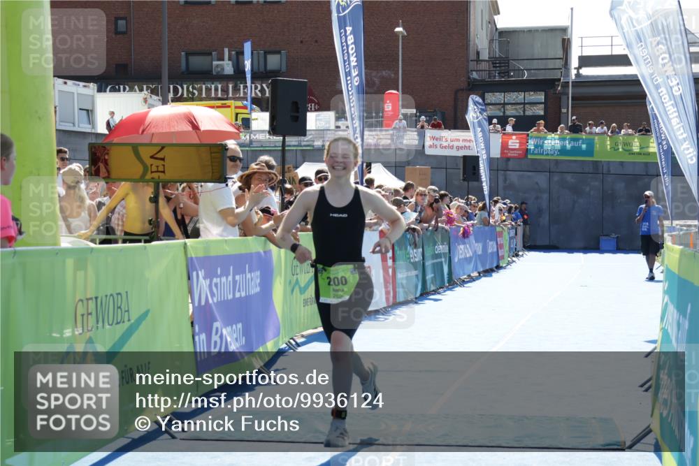 09.08.2026 - GEWOBA Citytriathlon Bremen Yannick Fuchs http://msf.ph/oto/9936124 09.08.2026 15:02:12 Ziel 200, 999 meine-sportfotos.de