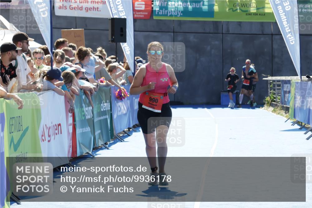 09.08.2026 - GEWOBA Citytriathlon Bremen Yannick Fuchs http://msf.ph/oto/9936178 09.08.2026 15:02:48 Ziel 990 meine-sportfotos.de