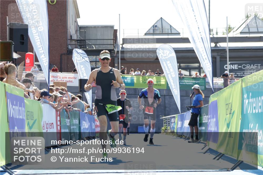 09.08.2026 - GEWOBA Citytriathlon Bremen Yannick Fuchs http://msf.ph/oto/9936194 09.08.2026 15:02:59 Ziel 401, 794, 993 meine-sportfotos.de