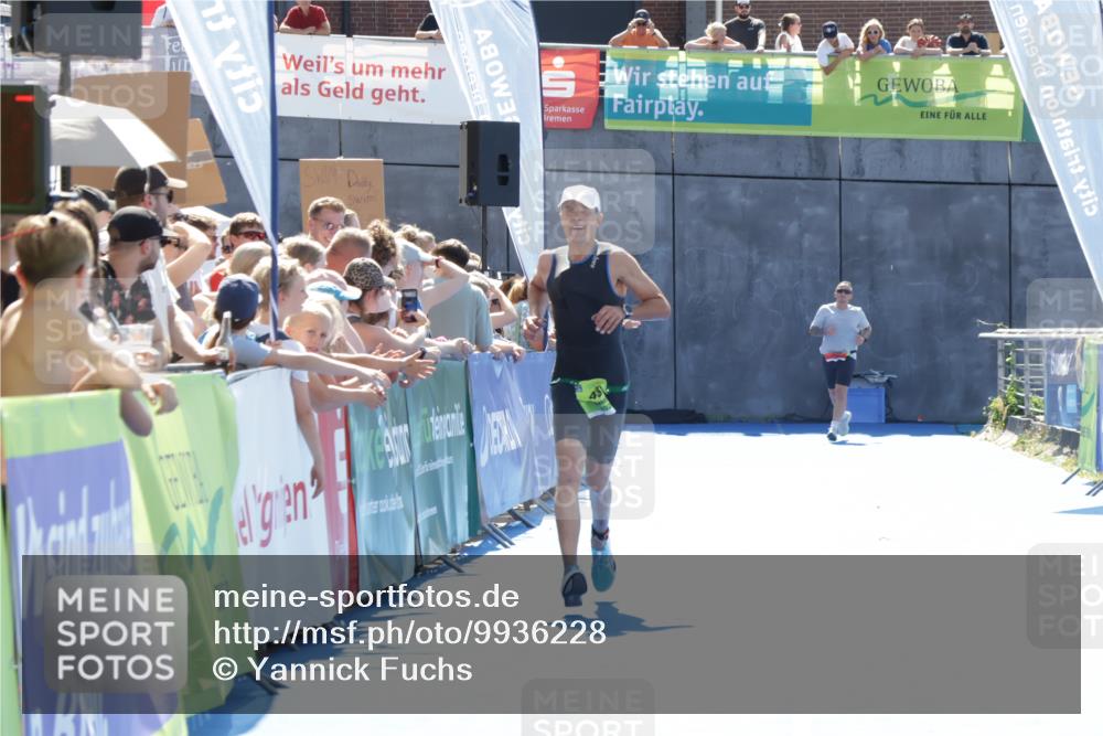 09.08.2026 - GEWOBA Citytriathlon Bremen Yannick Fuchs http://msf.ph/oto/9936228 09.08.2026 15:03:21 Ziel 433 meine-sportfotos.de