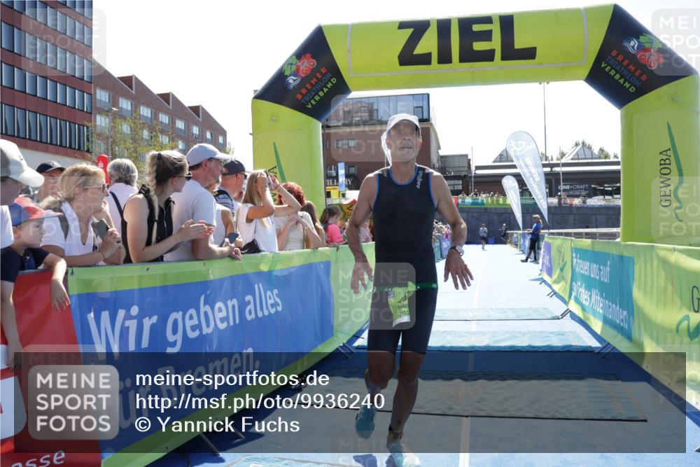 09.08.2026 - GEWOBA Citytriathlon Bremen Yannick Fuchs http://msf.ph/oto/9936240 09.08.2026 15:03:25 Ziel 433 meine-sportfotos.de