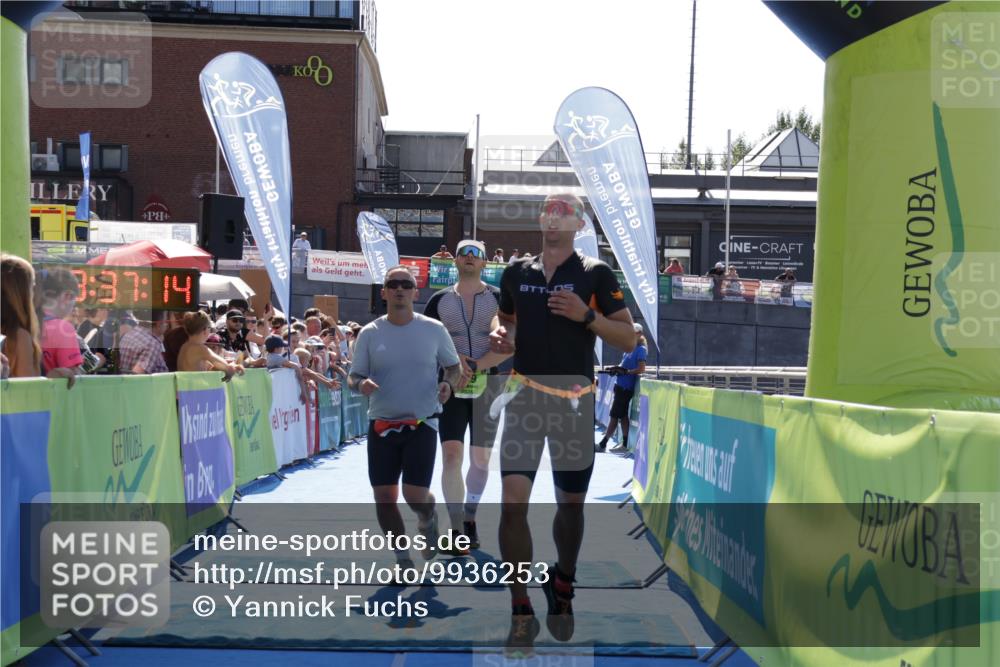 09.08.2026 - GEWOBA Citytriathlon Bremen Yannick Fuchs http://msf.ph/oto/9936253 09.08.2026 15:03:37 Ziel 112, 189, 724 meine-sportfotos.de