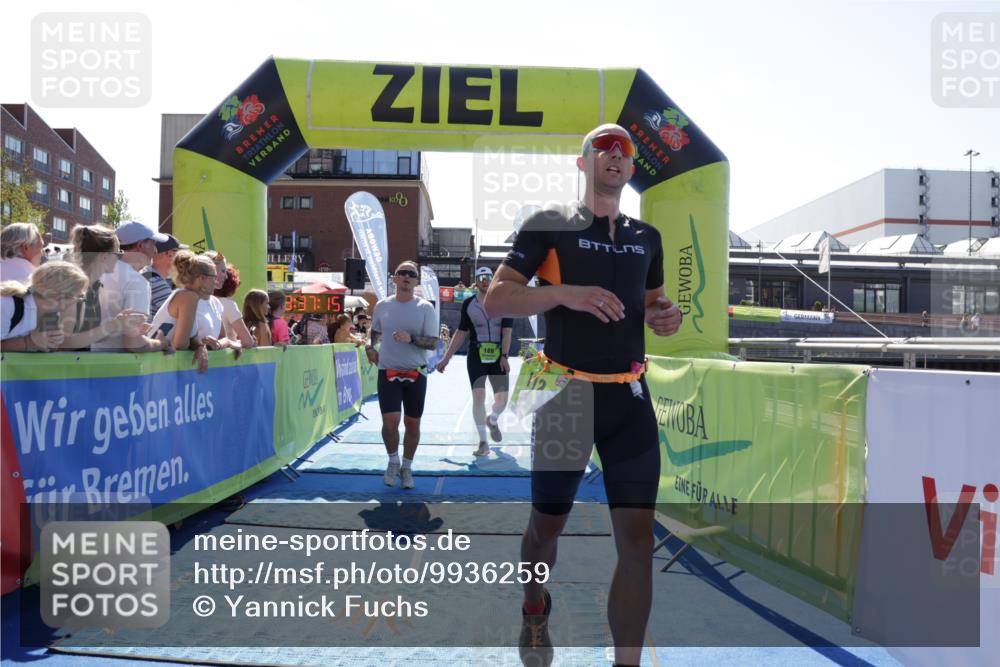 09.08.2026 - GEWOBA Citytriathlon Bremen Yannick Fuchs http://msf.ph/oto/9936259 09.08.2026 15:03:38 Ziel 112, 189, 724 meine-sportfotos.de