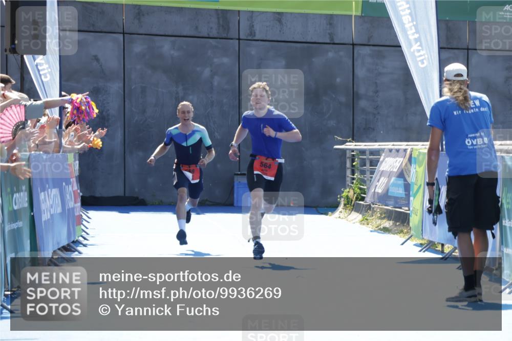 09.08.2026 - GEWOBA Citytriathlon Bremen Yannick Fuchs http://msf.ph/oto/9936269 09.08.2026 15:04:03 Ziel 564 meine-sportfotos.de