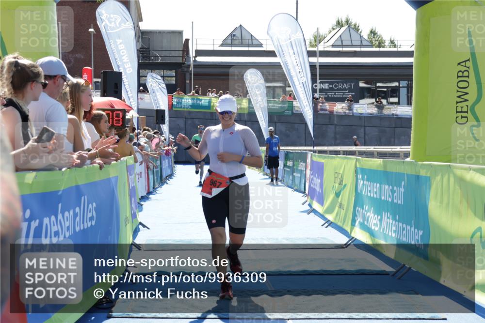 09.08.2026 - GEWOBA Citytriathlon Bremen Yannick Fuchs http://msf.ph/oto/9936309 09.08.2026 15:04:31 Ziel 150, 967 meine-sportfotos.de
