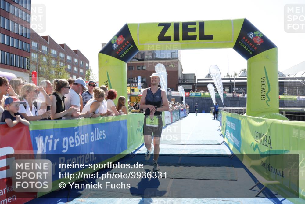 09.08.2026 - GEWOBA Citytriathlon Bremen Yannick Fuchs http://msf.ph/oto/9936331 09.08.2026 15:04:47 Ziel 72 meine-sportfotos.de