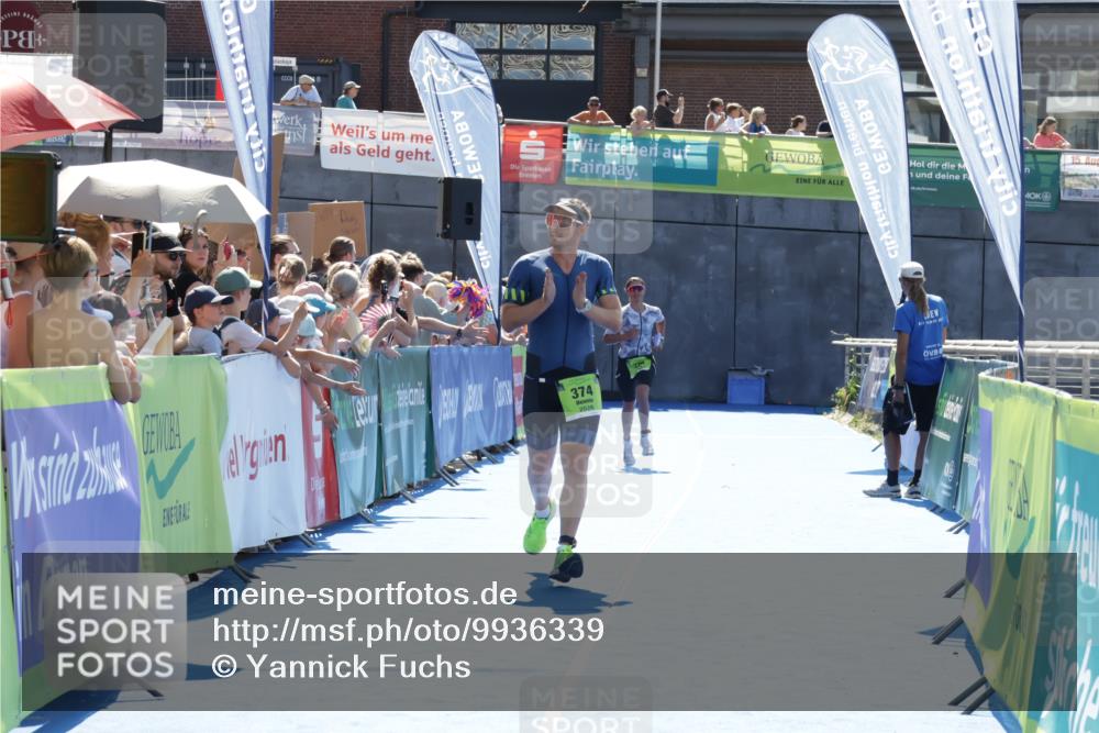 09.08.2026 - GEWOBA Citytriathlon Bremen Yannick Fuchs http://msf.ph/oto/9936339 09.08.2026 15:04:53 Ziel 279, 374 meine-sportfotos.de