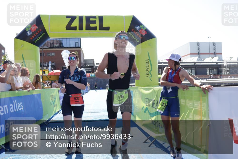 09.08.2026 - GEWOBA Citytriathlon Bremen Yannick Fuchs http://msf.ph/oto/9936433 09.08.2026 15:06:10 Ziel 176, 927 meine-sportfotos.de